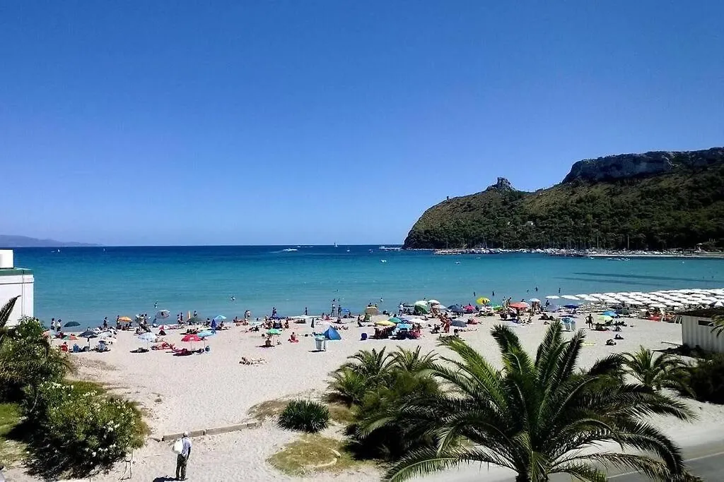 Casa Flora, A Panoramic Flat With Free Car Parking Apartment Cagliari