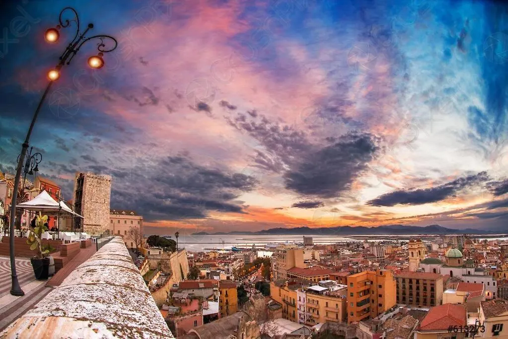 Casa Flora, A Panoramic Flat With Free Car Parking Apartment Cagliari Italy