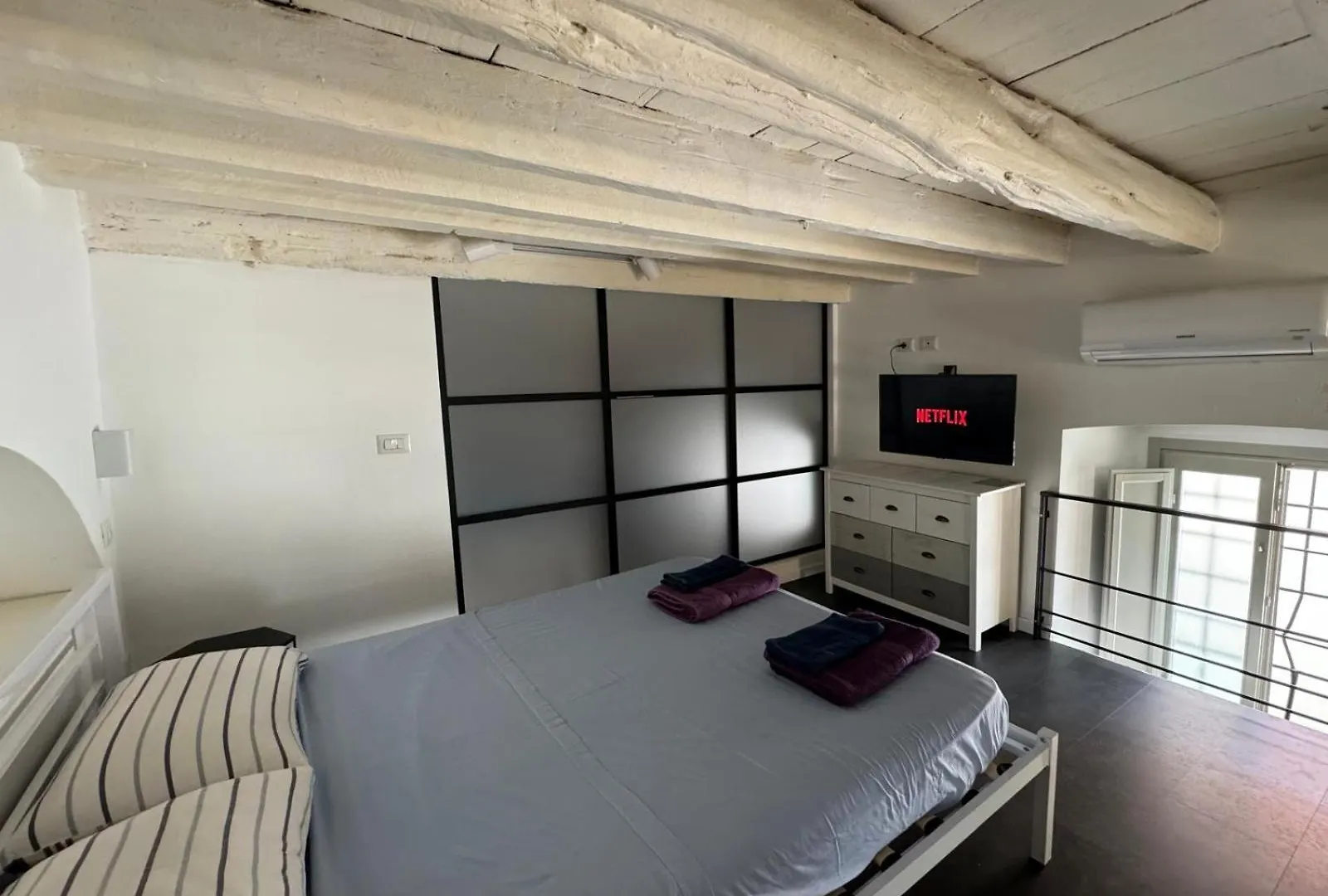 Апартаменты Casa Flora, A Panoramic Flat With Free Car Parking Кальяри 0*,