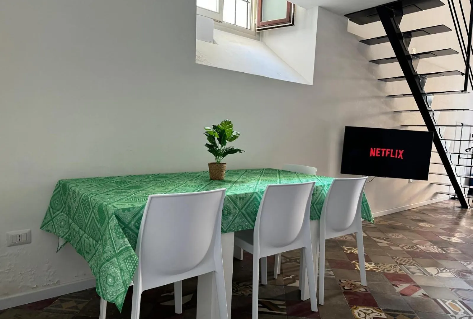 Casa Flora, A Panoramic Flat With Free Car Parking Apartment Cagliari Italy